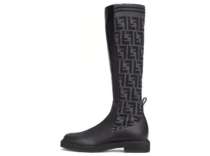 Fendi Rococo leather boots black - view 2