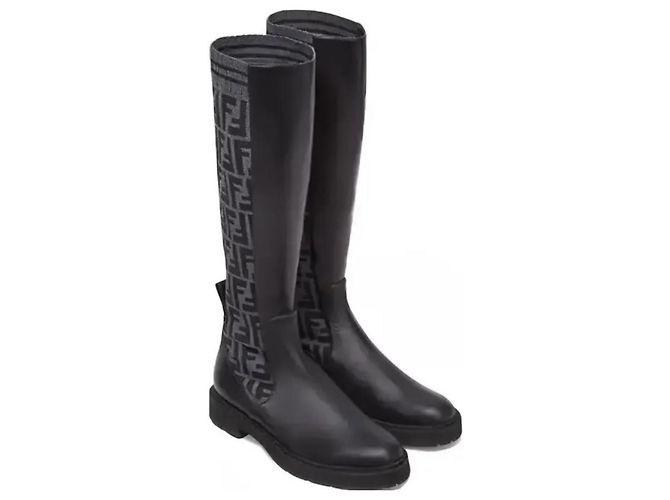 Fendi Rococo leather boots black - view 7