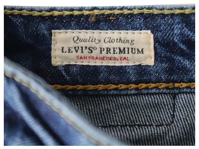 Jeans Bootcut Noughties Levi's in Denim Blu - vista 3