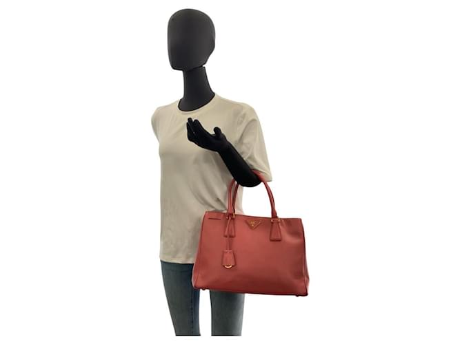 Bolsa tote de couro com logo triangular Prada Rosa - vista 8