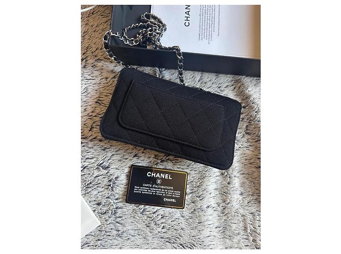 Chanel Coco Handle Borsa in Nylon Nero con Tote Bag - vista 3