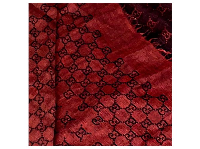 Sciarpa Gucci Tom Ford Monogramma GG Rossa e Viola in Lana Rosso Porpora - vista 6