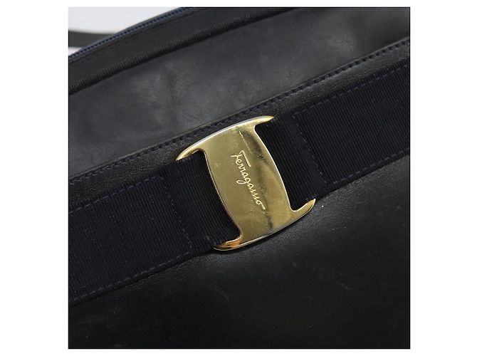 Borsa a Spalla Salvatore Ferragamo Vala in Pelle Blu Navy Oro Auth 143221 D'oro - vista 15