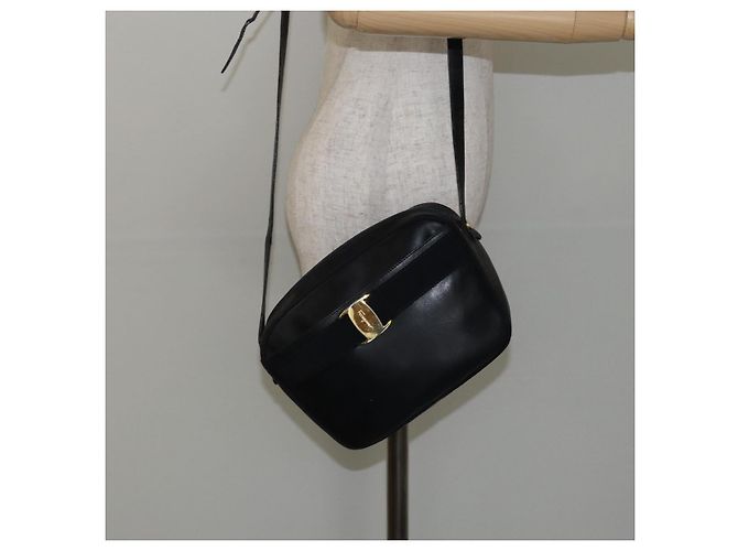 Borsa a Spalla Salvatore Ferragamo Vala in Pelle Blu Navy Oro Auth 143221 D'oro - vista 23