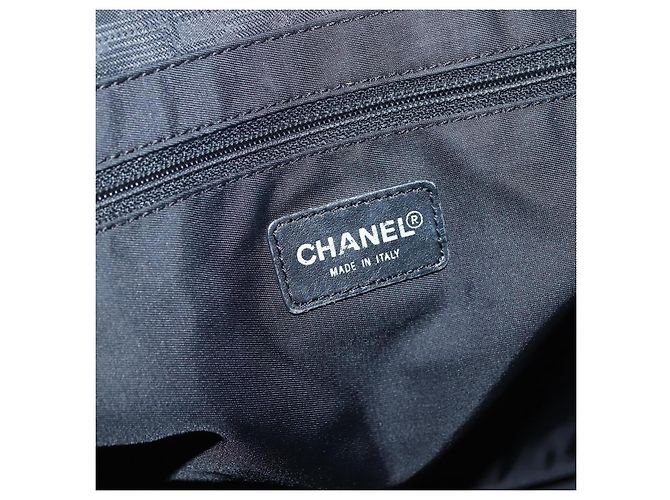 CHANEL Nuova Borsa Tote da Viaggio Nylon Nera CC Auth BA6319 Nero - vista 17