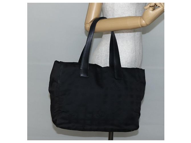 CHANEL Nuova Borsa Tote da Viaggio Nylon Nera CC Auth BA6319 Nero - vista 22