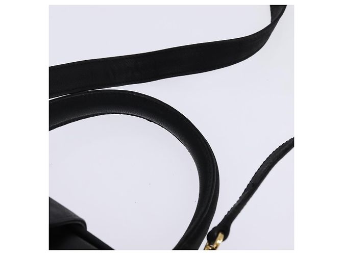Céline Borsa a mano CELINE in pelle 2 in 1 nera e oro Auth 142840 Nero D'oro - vista 8