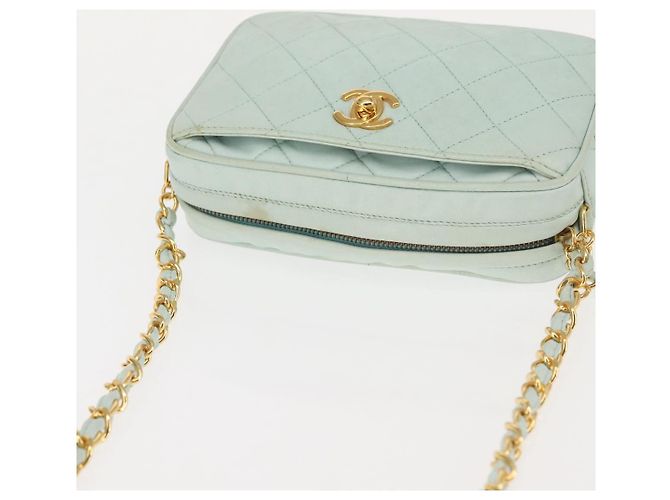 CHANEL Borsa a Spalla Matelassé in Pelle di Agnello Azzurro Chiaro Oro CC Auth bs29467 D'oro Blu chiaro - vista 6