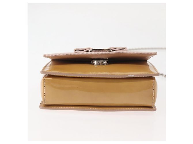 Borsa a Spalla Chain Vala Smalto Beige Argento Auth 143357 di Salvatore Ferragamo - vista 10