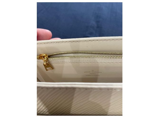 Louis Vuitton Twist Borsa in pelle beige - vista 8