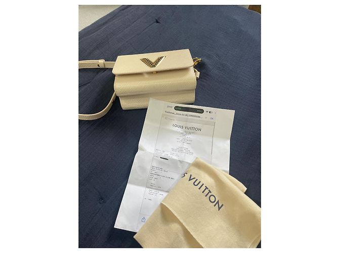 Louis Vuitton Twist Borsa in pelle beige - vista 9