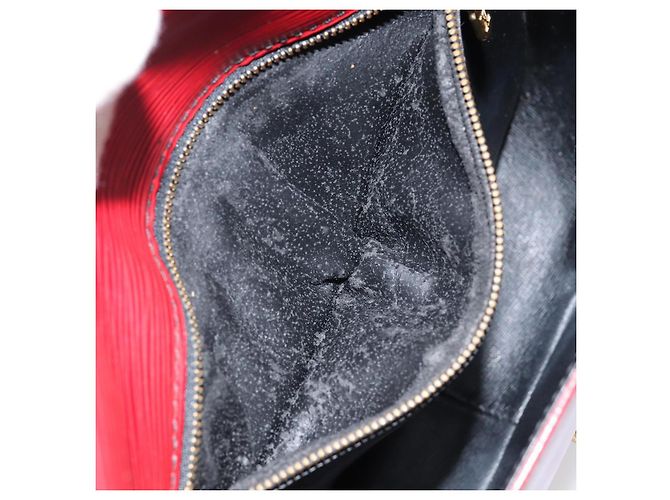 LOUIS VUITTON Borsa a Spalla Epi Saint Cloud GM Rossa M52197 LV Auth BA6120 Rosso - vista 11
