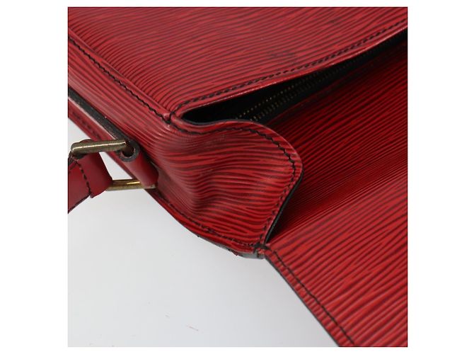 LOUIS VUITTON Borsa a Spalla Epi Saint Cloud GM Rossa M52197 LV Auth BA6120 Rosso - vista 9