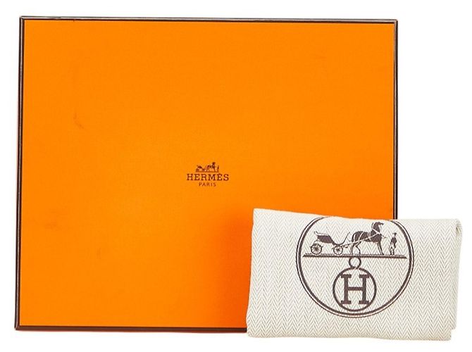 Borsa a spalla Hermès Evelyne TPM in Lime D'oro - vista 12