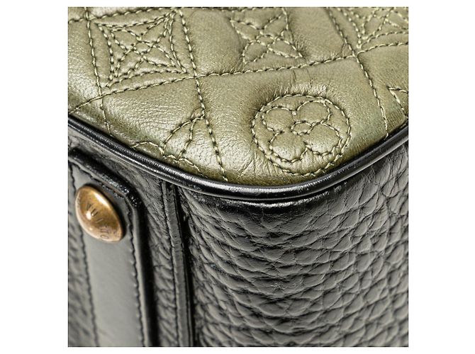 Borsa a mano/borse a spalla Louis Vuitton Monogram Vienna Clara Nero Cachi - vista 6