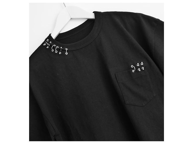 Camiseta Top Piercing Sacai Negro - vista 2