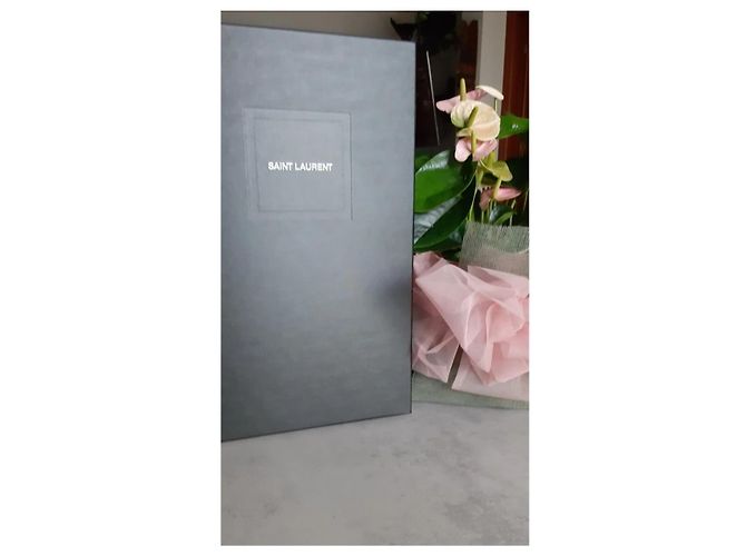 Botas Saint Laurent Abey de charol negro - vista 7