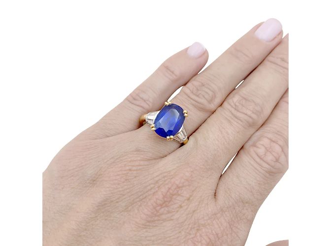 Autre Marque Saphirring 5,86 ct, Gelbgold, Platin, Diamanten. - Ansicht 7