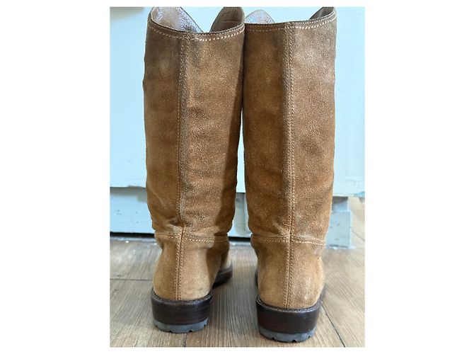 Chanel Stiefel aus camel Suede — CC-Logo — Größe 38 (7½ US) — perfekte Sohlen - Ansicht 3