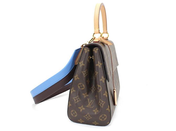 Borsa Tote Monogram Cluny MM di Louis Vuitton Monogramma - vista 3