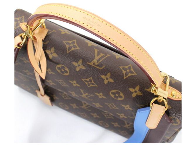 Borsa Tote Monogram Cluny MM di Louis Vuitton Monogramma - vista 5