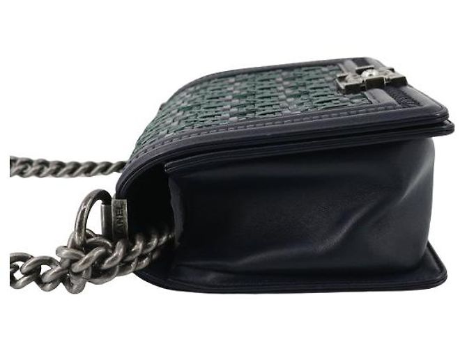 Borsa a spalla Chanel Boy Clutch in tweed medio Blu - vista 3