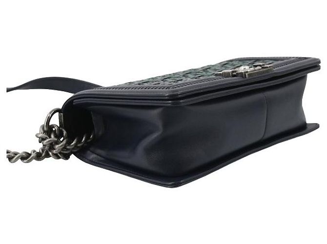 Borsa a spalla Chanel Boy Clutch in tweed medio Blu - vista 4