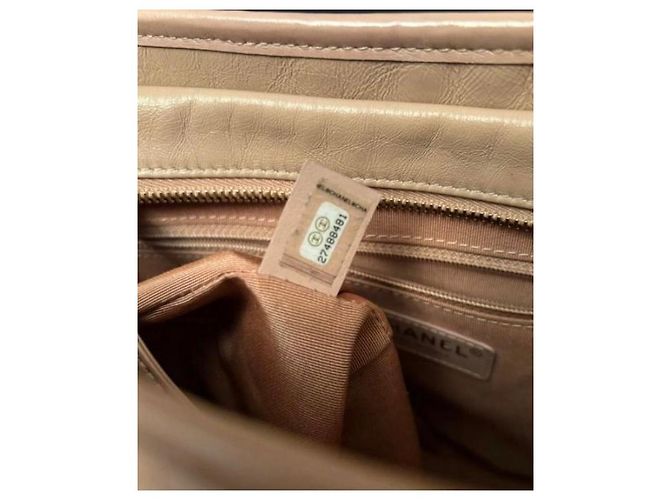Borsa a mano Chanel Gabrielle in pelle beige - vista 4
