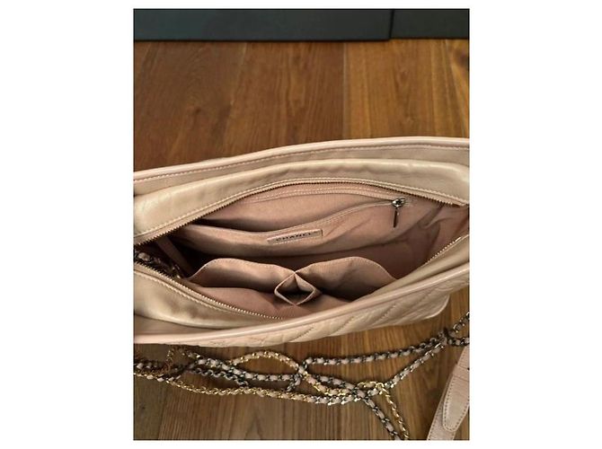 Borsa a mano Chanel Gabrielle in pelle beige - vista 7
