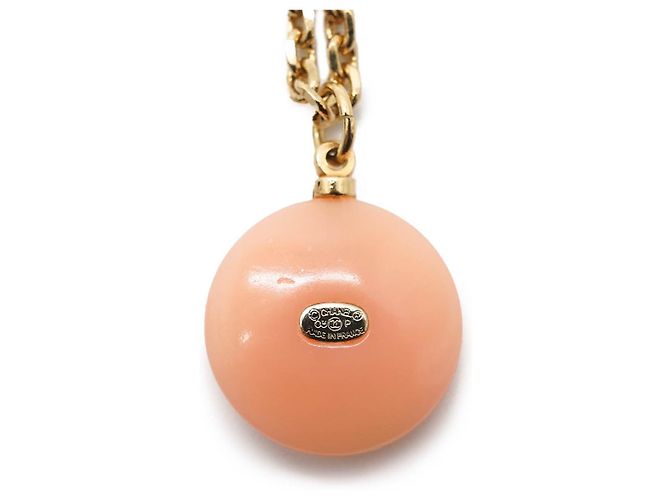 Chanel Collana a catena con pendente rotondo in perle e logo CC D'oro - vista 3