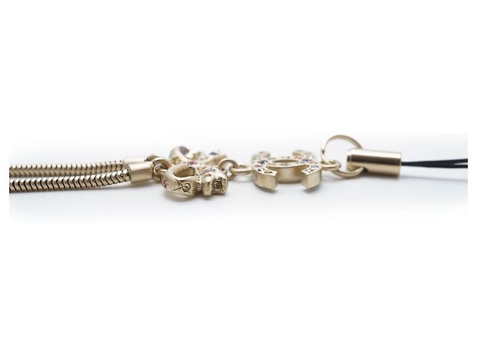 Chanel Multicolorierter CC Schleifenanhänger aus Strass Golden - Ansicht 6
