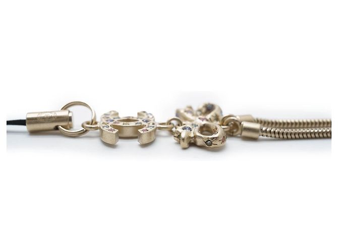 Chanel Multicolorierter CC Schleifenanhänger aus Strass Golden - Ansicht 7
