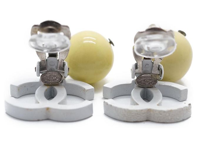 Chanel CC Logo Clip-On Ohrringe Weiß - Ansicht 7