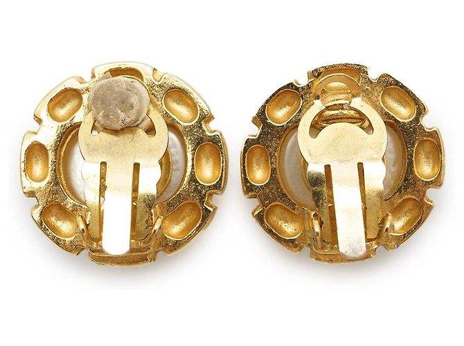 Chanel Orecchini a clip rotondi in perle artificiali vintage D'oro - vista 2