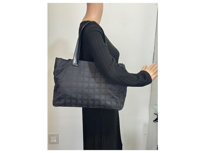 Borsa a spalla Chanel in tela / pelle nera 269 Nero - vista 8