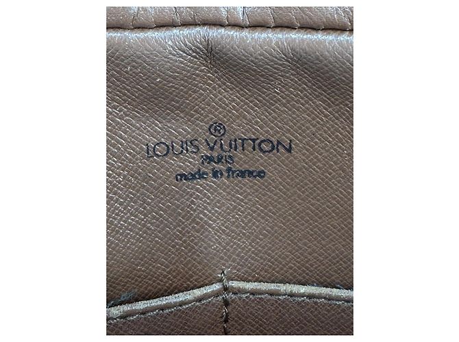 Borsa a spalla Louis Vuitton in pelle marrone 270 - vista 13