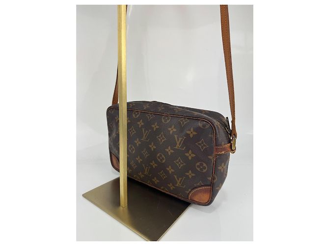 Borsa a spalla Louis Vuitton in pelle marrone 270 - vista 5