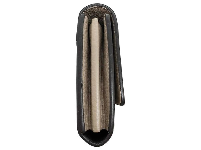 Cartera Larga Capucines Louis Vuitton Beige Gris - vista 5