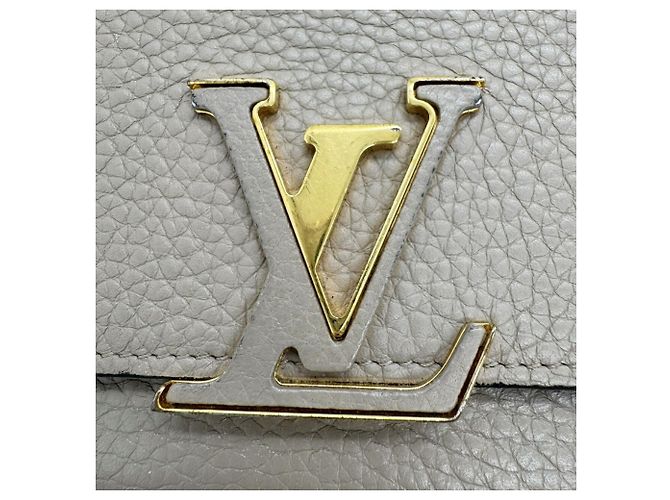 Cartera Larga Capucines Louis Vuitton Beige Gris - vista 8