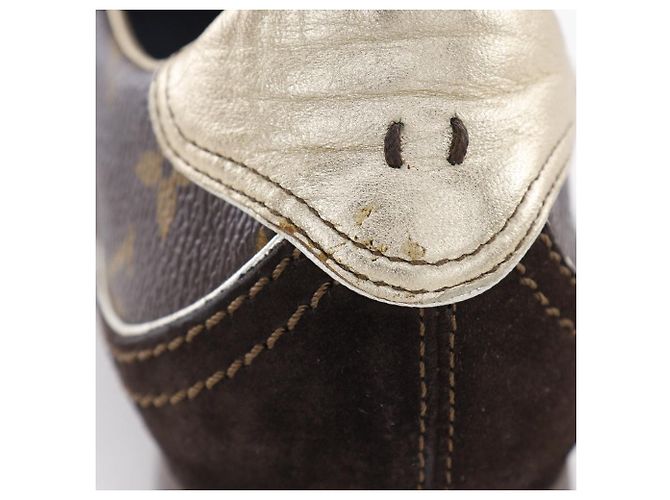 Niedrig geschnittene Sneakers aus Monogramm-Canvas und lackiertem Leder von Louis Vuitton Braun - Ansicht 11
