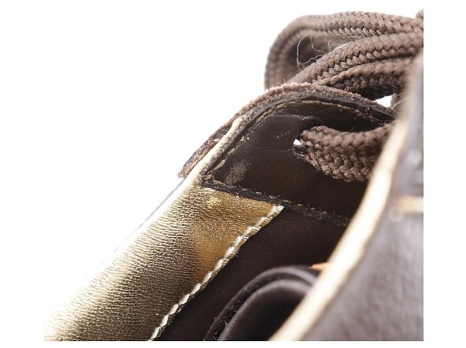 Niedrig geschnittene Sneakers aus Monogramm-Canvas und lackiertem Leder von Louis Vuitton Braun - Ansicht 15