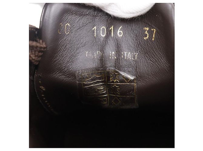 Niedrig geschnittene Sneakers aus Monogramm-Canvas und lackiertem Leder von Louis Vuitton Braun - Ansicht 16