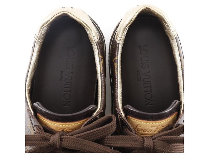 Niedrig geschnittene Sneakers aus Monogramm-Canvas und lackiertem Leder von Louis Vuitton Braun - Ansicht 6