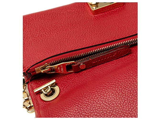 Pochette Saint Germain in Monogram Empreinte Rosso di Louis Vuitton - vista 8