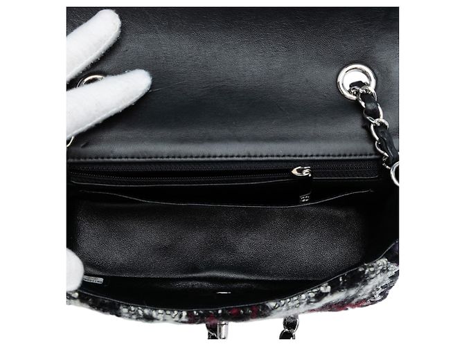 Chanel Schwarze Mini Rechteckige Gesteppt Tweed Einzelflap - Ansicht 4