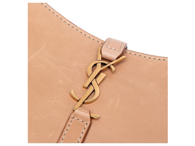 Saint Laurent Hobo Le 5 a 7 in pelle di vitello liscia marrone Marrone chiaro - vista 6