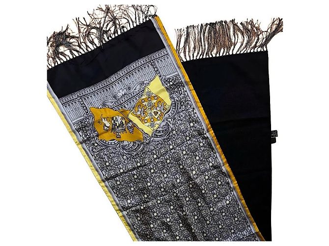 Gianni Versace Sciarpa in seta Medusa Atelier Versace con frange Nero Grigio - vista 3