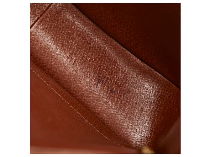 Louis Vuitton Epi Saint-Cloud Shoulder Bag - view 12