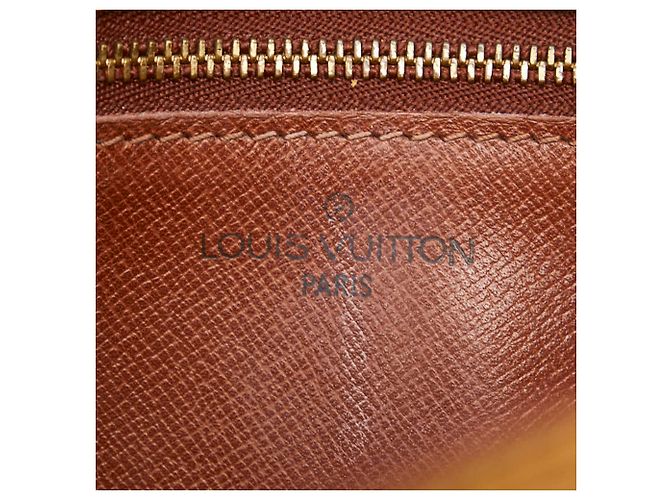 Louis Vuitton Epi Saint-Cloud Shoulder Bag - view 16