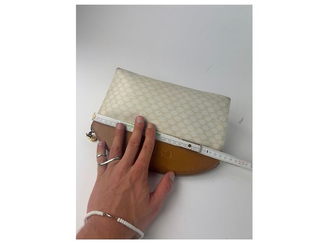 Triomphe Céline Clutch in pelle monogramma Celine Paris vintage bianco e marrone - vista 11